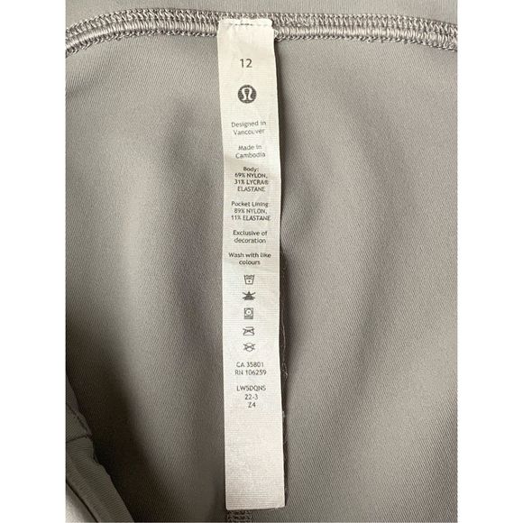 Lululemon Swift Speed High-Rise Tight 28"
Brushed Luxtreme - Picture 11 of 16